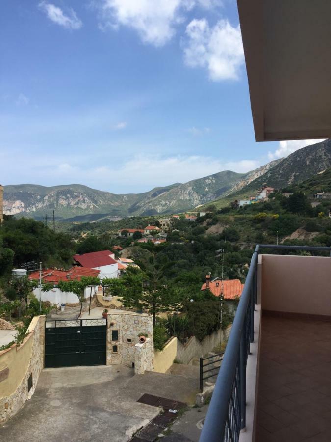 Appartamento "Magnifica Vista Sul Mare" Nebida Екстериор снимка